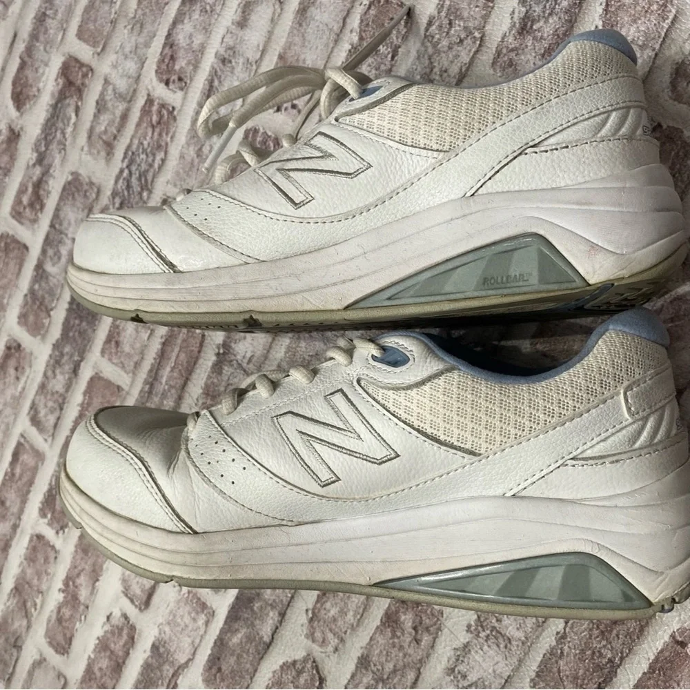 New Balance 928v3 Size 7.5 White Leather Blue ‎ Comfort Walking Shoes MW928WB3